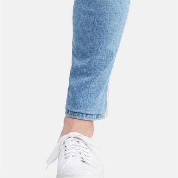 Levi's Classic Mid Rise Side Stripe Skinny Jeans - Picture 4 of 6